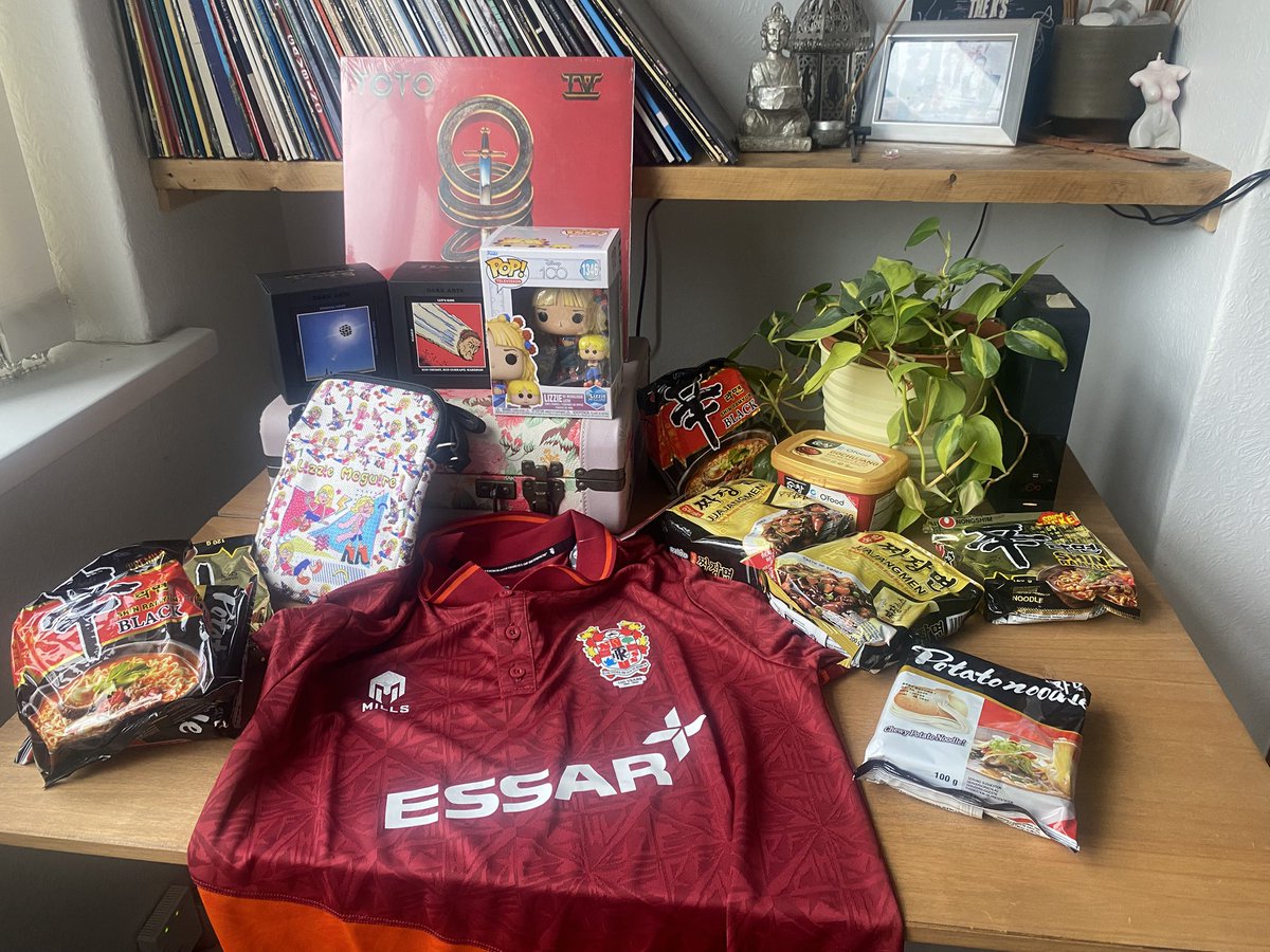 Jennifer Roberts tweet media