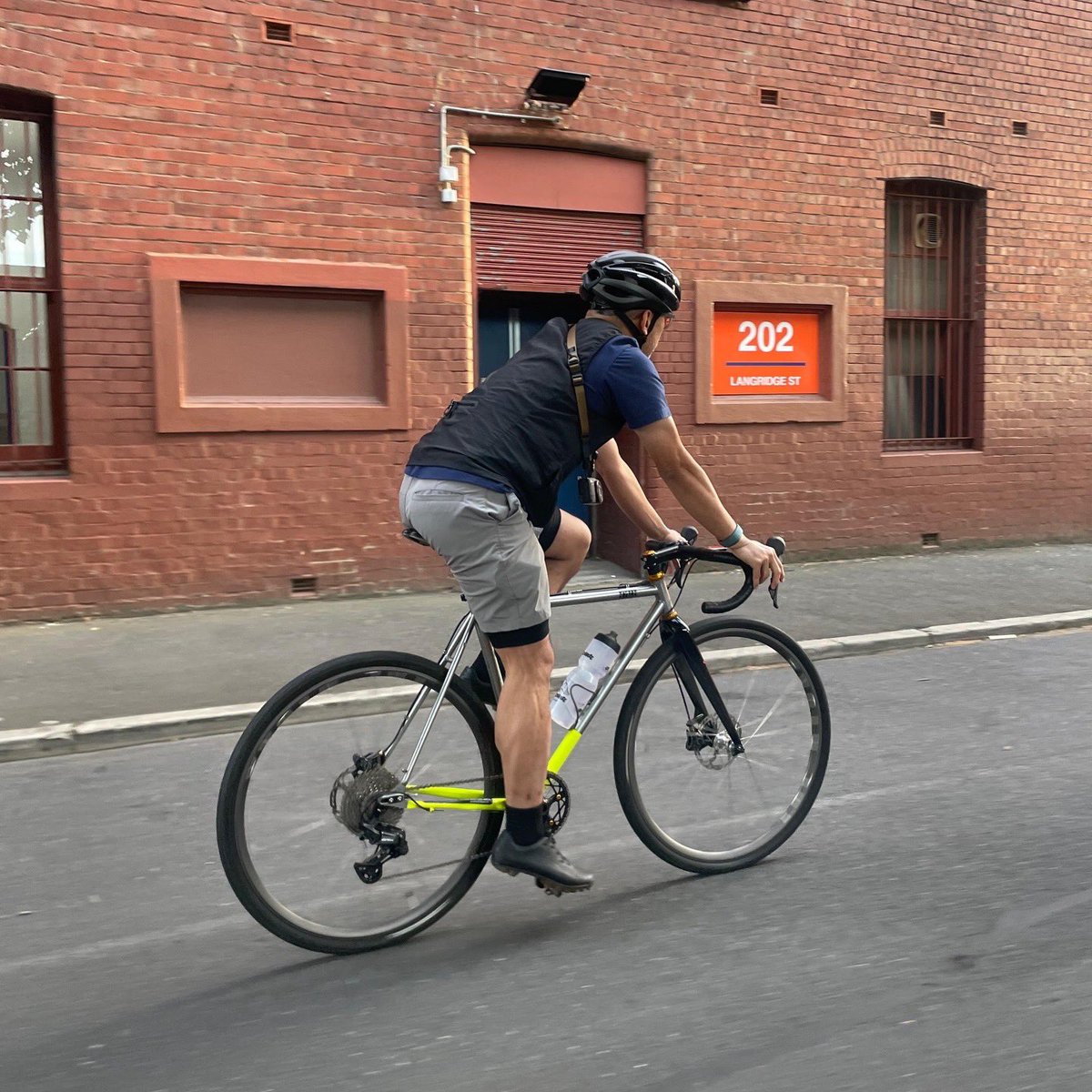 andirdor tweet media