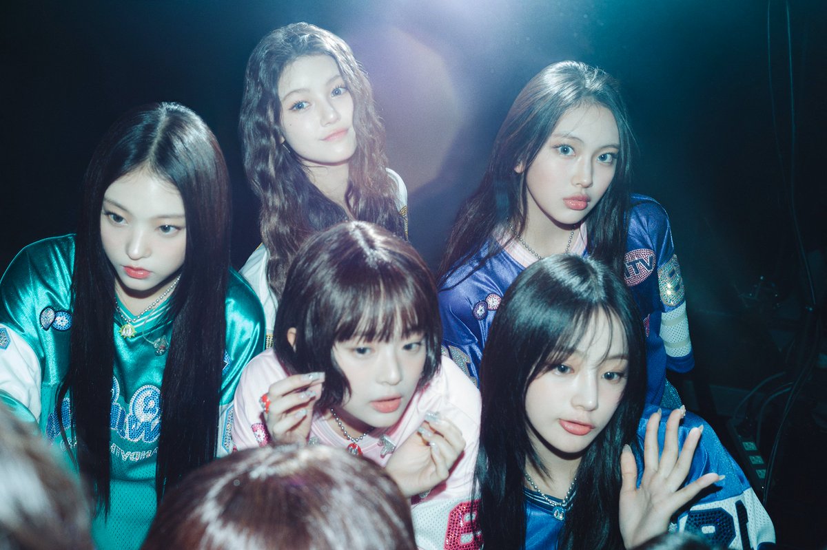 TOKKIS REPLY &amp; RT WITH THE TAGS ‼️

FREE NEWJEANS
#하이브어도어_뉴진스에게사과해
#ApologizeToNewJeans