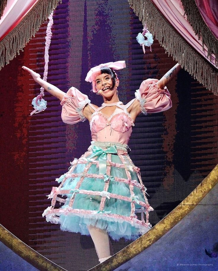 fraqola 🍓 tweet media