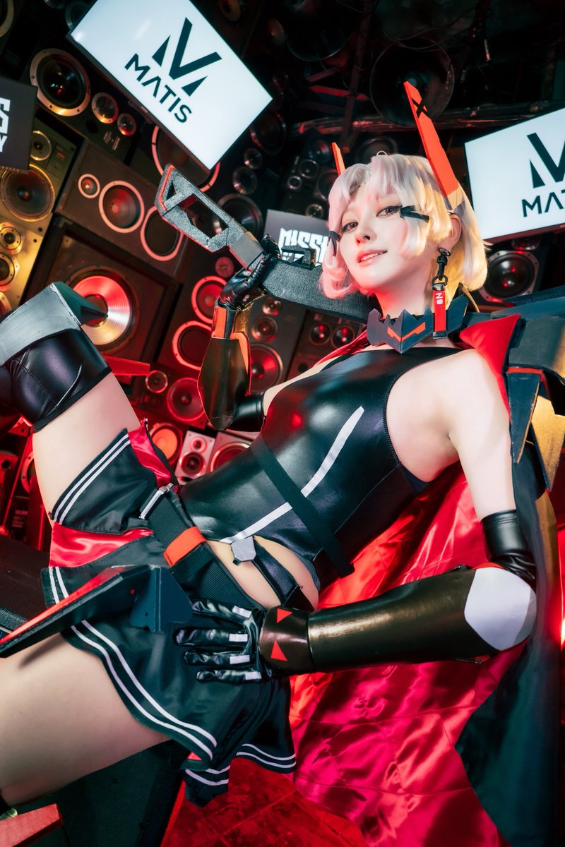 motoayus2's tweet photo. 勝利の女神:NIKKE

ドレイク:オーバースペック⚡️

 #メティスオバスペ併せ
#NIKKEcosplay #NIKKE https://t.co/0iJxjdsPGK