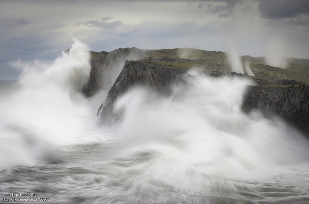 1x_com's tweet photo. 'Batalla abstracta' by Rodrigo Núñez Buj
https://t.co/m3dvqwAubY #seascape #landscapephotography #storm #waves #rocks https://t.co/rlmqIuCaCs