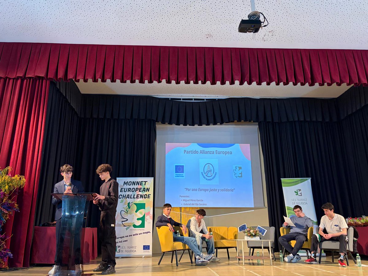 IES SUÁREZ DE FIGUEROA tweet media