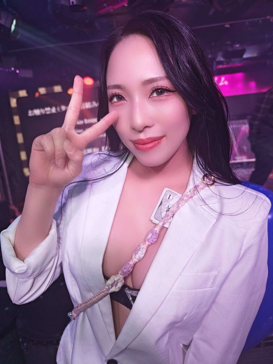 kabuto_suzaku's tweet image. #partyon
#パリオン
#すぱすぱ
#ミラン3周年
キャスト写真③
@jun_partyon
@namikapartyon
@mika_partyon
@Kako_partyon