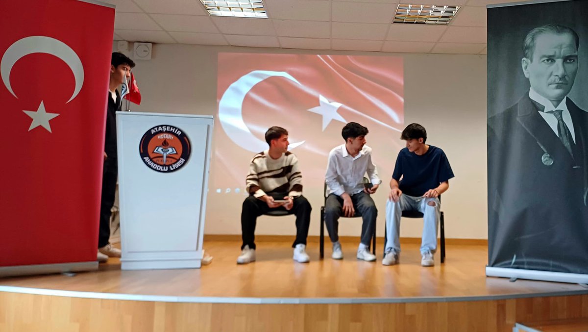 AtasehirMEM's tweet photo. Sivil Savunma Günü İlçe Programı, Rotary Anadolu Lisesi öğrenci ve öğrencilerinin hazırladığı sunumlarla gerçekleştirildi.

@tcmeb @Yusuf__Tekin @istanbulilmem @MucahitYentur @iyildirim58 https://t.co/DeKMVV3x22