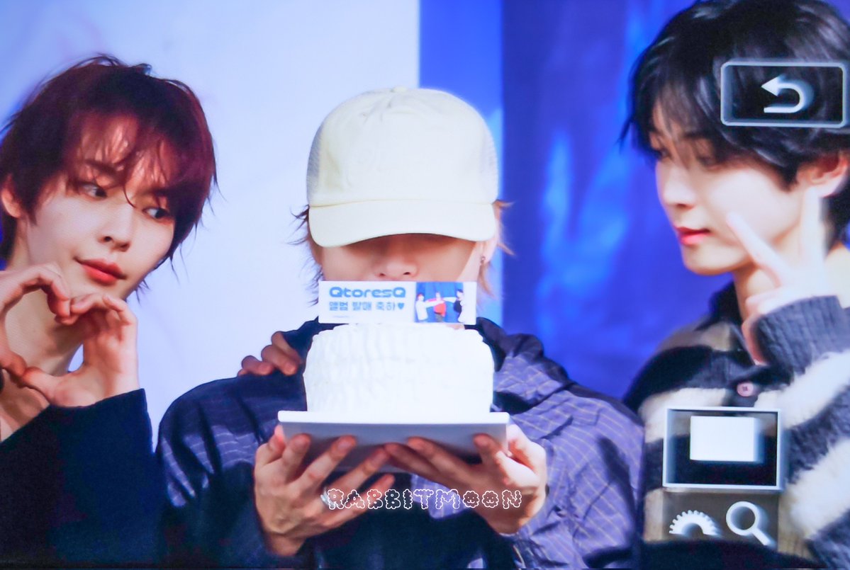 260227 케타포팝업
큐삼데뷔 ㅊㅋㅊㅋ
#QQQ #큐큐큐 #박지성 #JISUNG