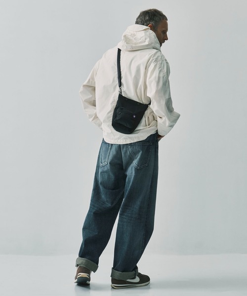 THE NORTH FACE PURPLE LABEL Mountain Wind Multi Bag 出かける時