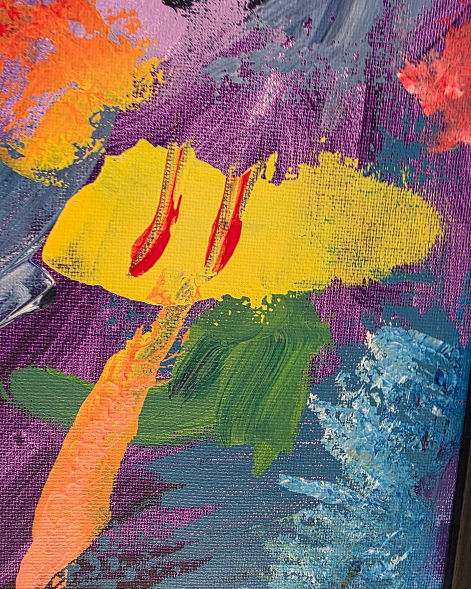 GeoffSwetz's tweet photo. Up close, Lavender Field shows layers and movement you don’t see from afar. Deep purples and blues ground it, while brighter accents keep it alive. Calm, but never still. 💜
What do you feel first, calm or energy? 👇

#AbstractArt #TexturedArt #ModernAbstract https://t.co/Kjn6fV6vOn