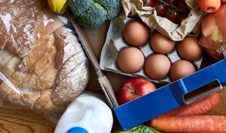 Loans_2_Go's tweet photo. Can you save money on food by having it delivered? To help answer that we've looked at... 
- The pros and cons
- The most popular food delivery options in 2026 -and-
- How to get the best value for your food delivery.
https://t.co/06Kbj5zCAh https://t.co/GHBiAy5shV