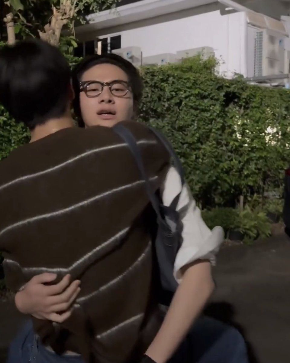 น้องไทยนั่นจินวุคเพื่อนรักไง55555555555555