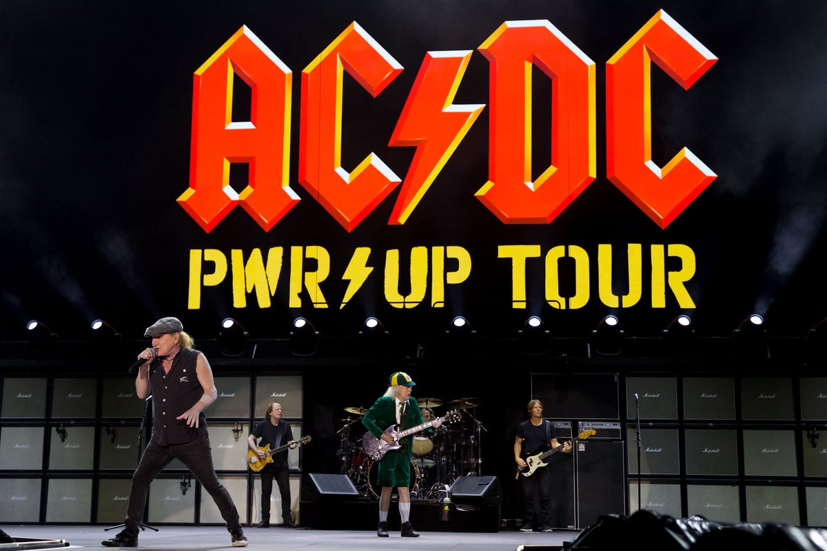 AC/DC tweet media