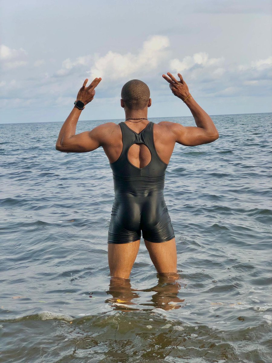 Calebgabby's tweet photo. Trying to be strong and hardworking https://t.co/sMgoHKp7dX