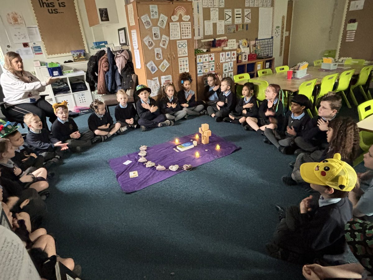 StEdwards_Class2 tweet media