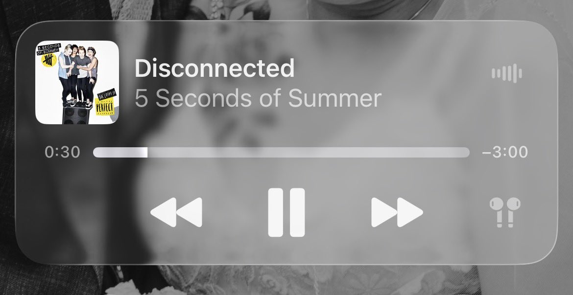 Trying to find myself again after getting children, 1 year pp and I’m really having a harder time this time… and what other way to try that to listen to <a href="/5SOS/">5 Seconds of Summer</a> they healed me in the past so listening to them on shuffle while the baby sleeps and doing chores.❤️