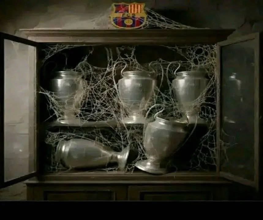 HO PE 🦌 tweet media