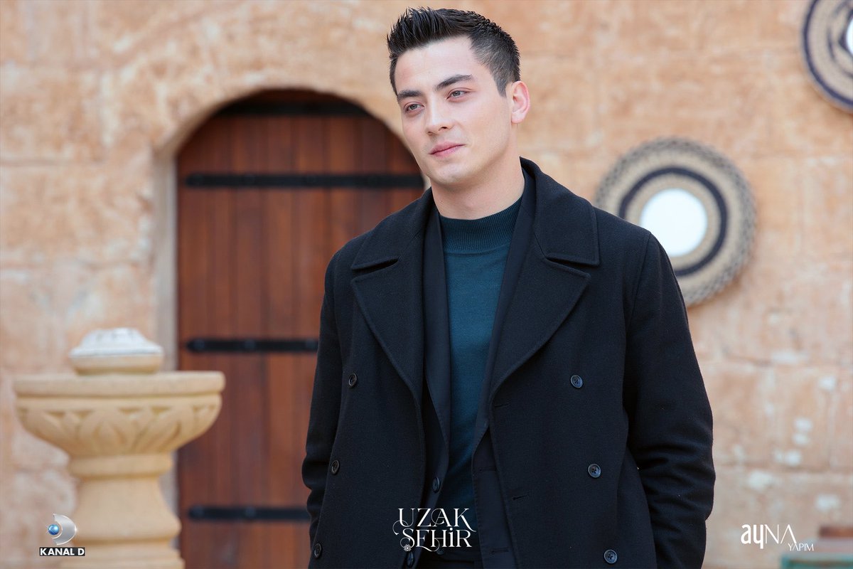 zerrin'ine baktığını bilmeyen yoktur heralde