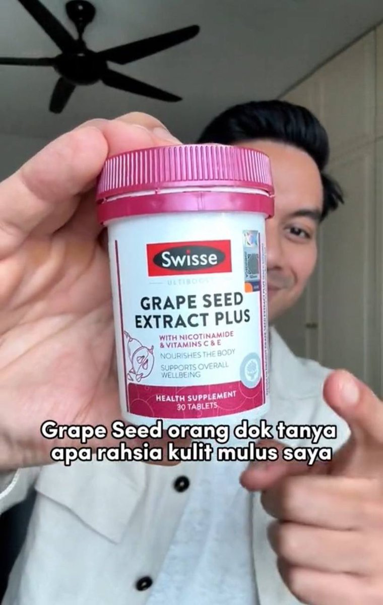 QueenTelekungSK's tweet photo. PERGI LA BELI SUPPLEMENT SWISSE YANG DR SAY ADVICE TU SUMPAH MENJADI ON MY SKIN.  🥹🎀✨ tqsm dr!!!!!

Astaxanthin - untuk cerahkan skin
Milk thistle - untuk hapuskan jerawat &amp; breakout 
Biotin complex - untuk lebatkan rambut
Grape seed - untuk anjalkan kulit &amp; bawah mata https://t.co/bIRwP0woL6