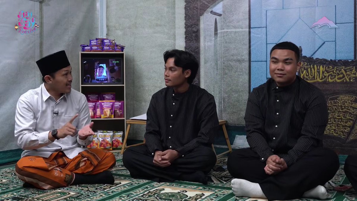 cutetoothless tweet media