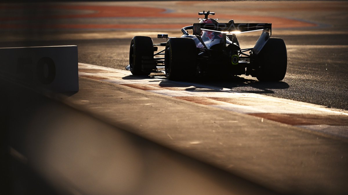 Only one week to go until we have cars back on track! 🙌👀

#F1