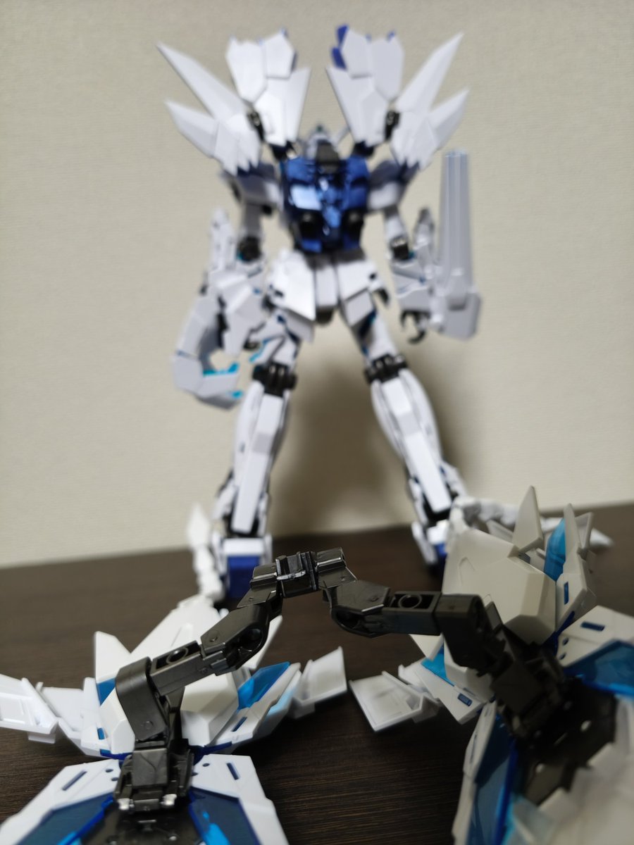 YoRHa78's tweet photo. ゥ゙ワ!折れたぁ!？
どぅわぁぁぁぁあああどぅお!ｲｯﾃｪ
（誰かいい直し方教えて〜）
#ガンプラ好きと繋がりたい https://t.co/P6M0nM4qKr