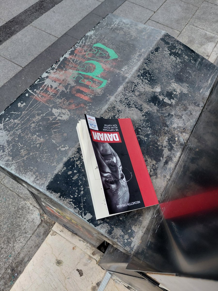 Biri daha davasını bırakmış