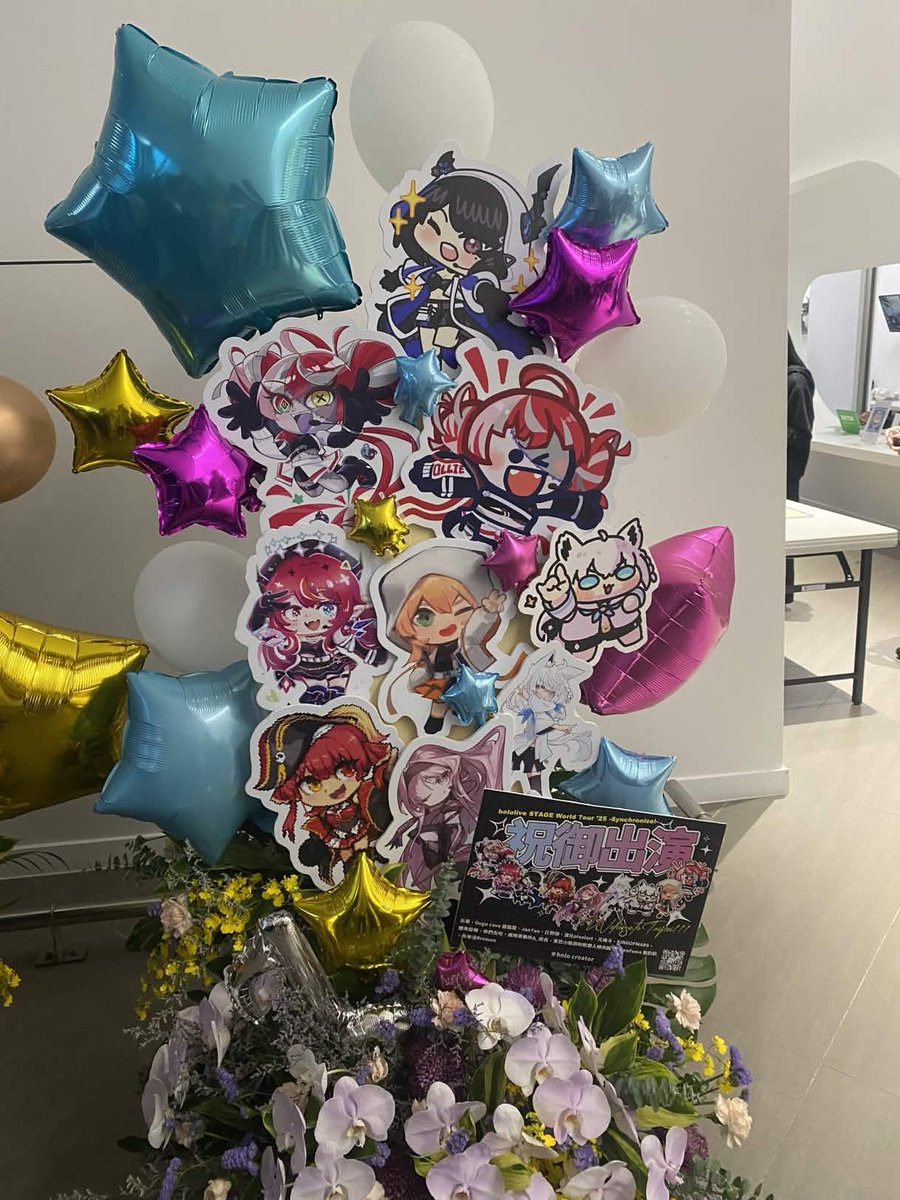 他のクリエイターさんの作品と並ぶと、自分の絵はちょっと雰囲気が違っ