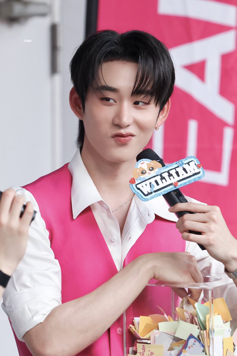 𝑀𝑈𝑆𝐸 tweet media