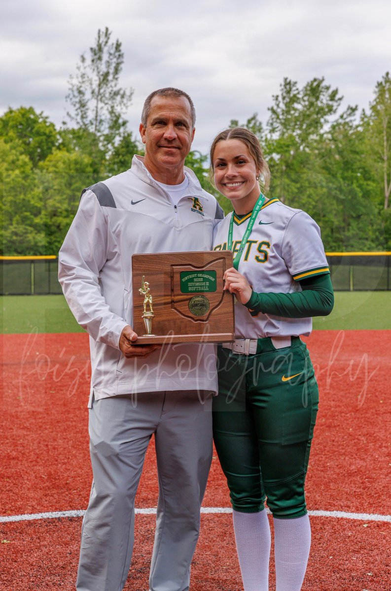 Amherst Softball tweet media