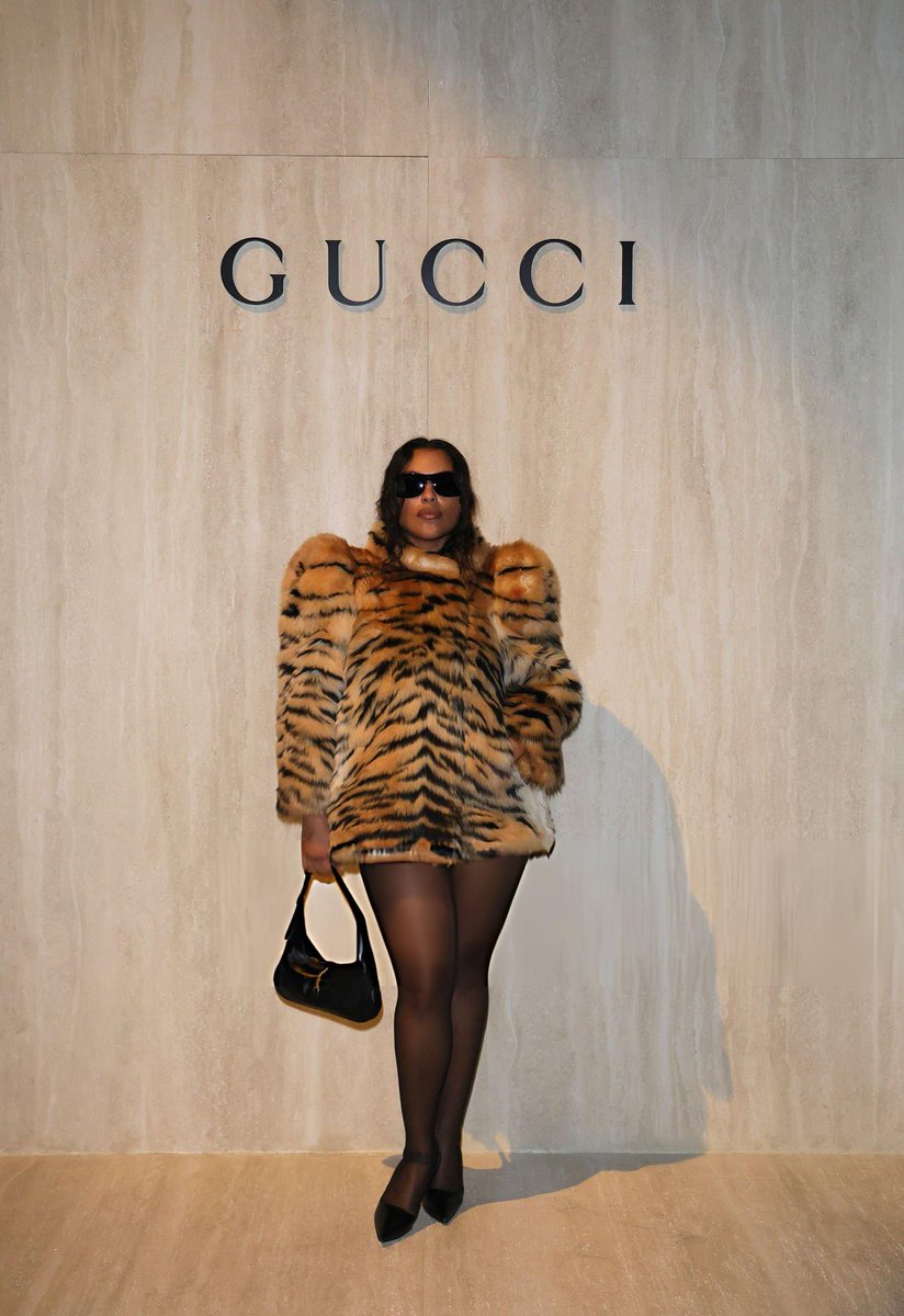 itgirlbackup's tweet photo. Paloma Elsesser attending the Gucci aw26 show https://t.co/Ur8WispTJA