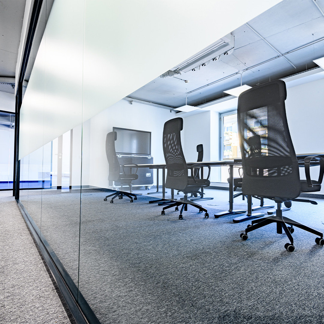 ZEISS_Group's tweet image. Discover #ZEISS Miskolc, our Hungarian HQ in the heart of the city, where our teams create #innovative, dynamic digital solutions for Health &amp;amp; Life Science and Manufacturing Solutions empowering customers to shape their markets – all across six vibrant floors!