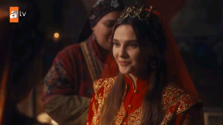 yiğit ile olan toy diye özenmediğinizi umuyorum ama flav ile olan düğün toyumuzda asponun gelinliğinden daha güzel olsun gelinliğimiz yoksa kan çıkar burda demek ki güzel giydirebiliyormuşsunuz normal de giydir #fatvius #KuruluşOrhan #şükrüözyıldız #CemreGümeli <a href="/bozdagfilm/">Bozdağ Film</a> #oras