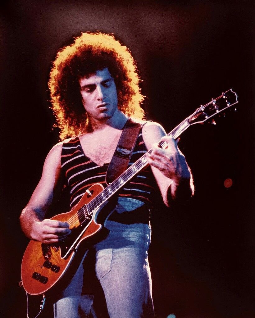 Happy birthday to Neal Schon <a href="/NealSchonMusic/">NEAL SCHON MUSIC</a>, born on this day in 1954!

Journey’s guitarist and co-founder, the masterful axeman whose soaring, heartfelt style defined arena rock anthems.