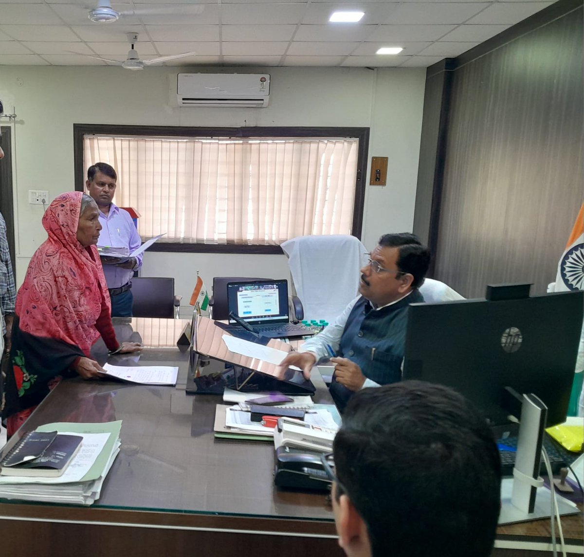 DISTRICT MAGISTRATE (DM), Auraiya tweet media