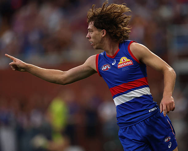 The Salty Bulldog🎙 tweet media