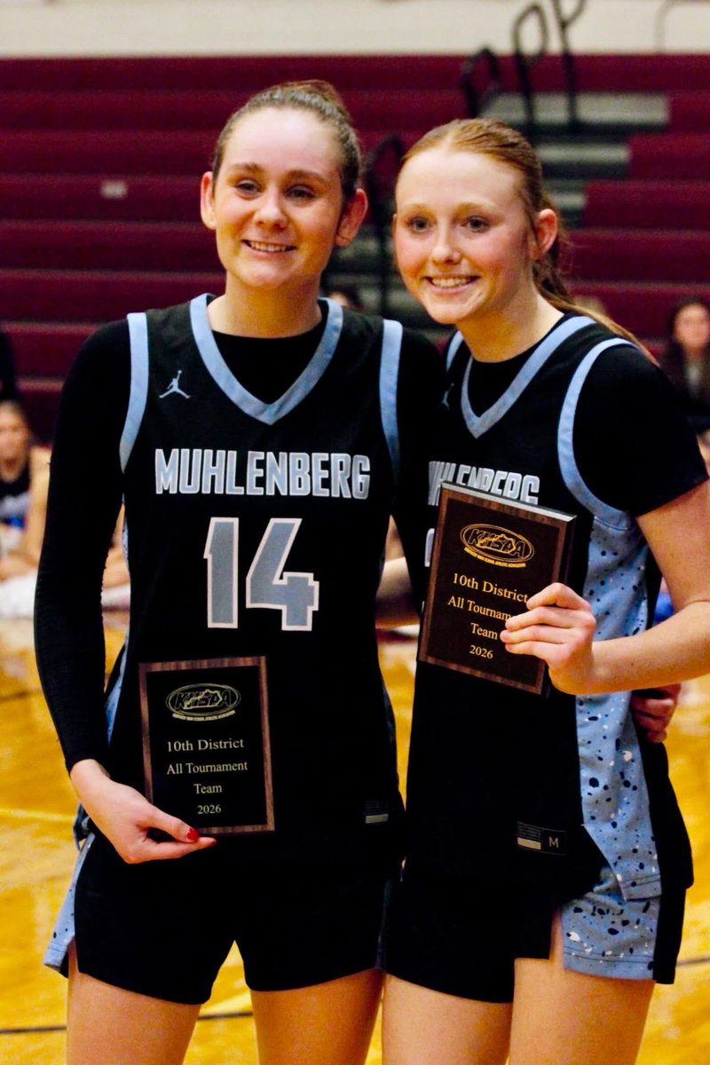 ladymustang123's tweet photo. Congratulations, ladies!!
Izzy Wilkins &amp; Brinly Sparks-All District team

Savannah Page-All Academic Team https://t.co/YDljwr73i4