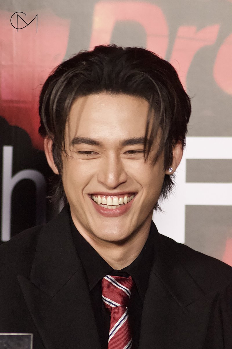 CM2 CONNECT tweet media