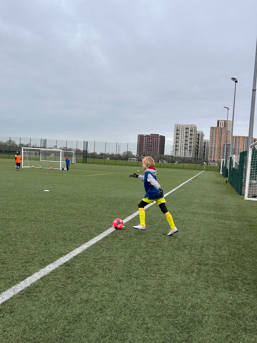 London Playing Fields Foundation tweet media