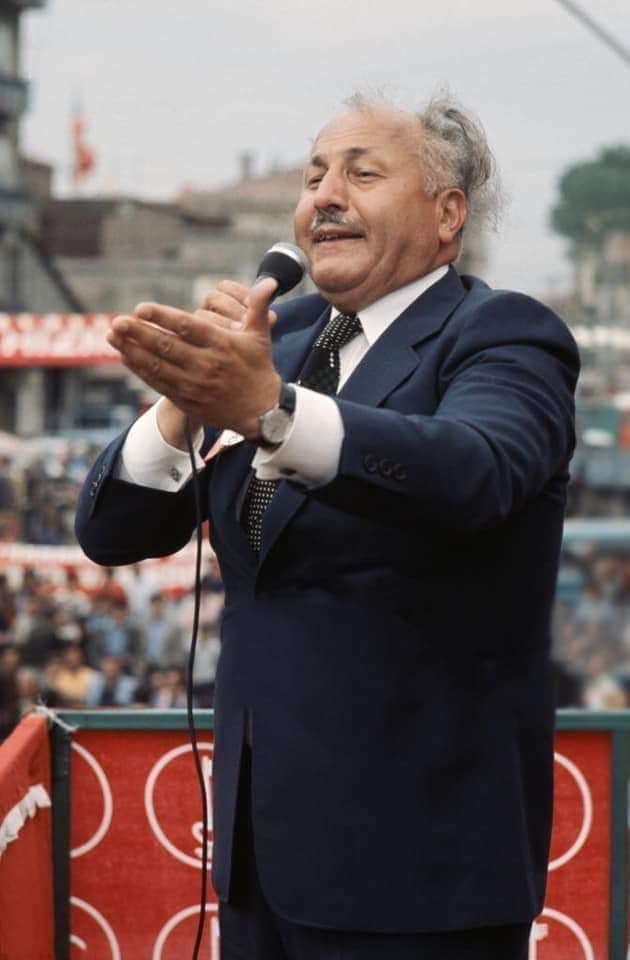 “Gözyaşıymış, 
insanın insana raptolduğu cevher.”

Hayıra, rahmetle ve minnetle…