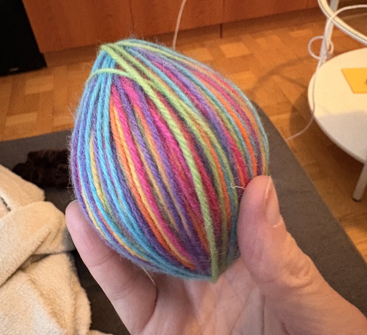 About to be the most eligible bachelorette at the 1920s market #yarnmaxxing