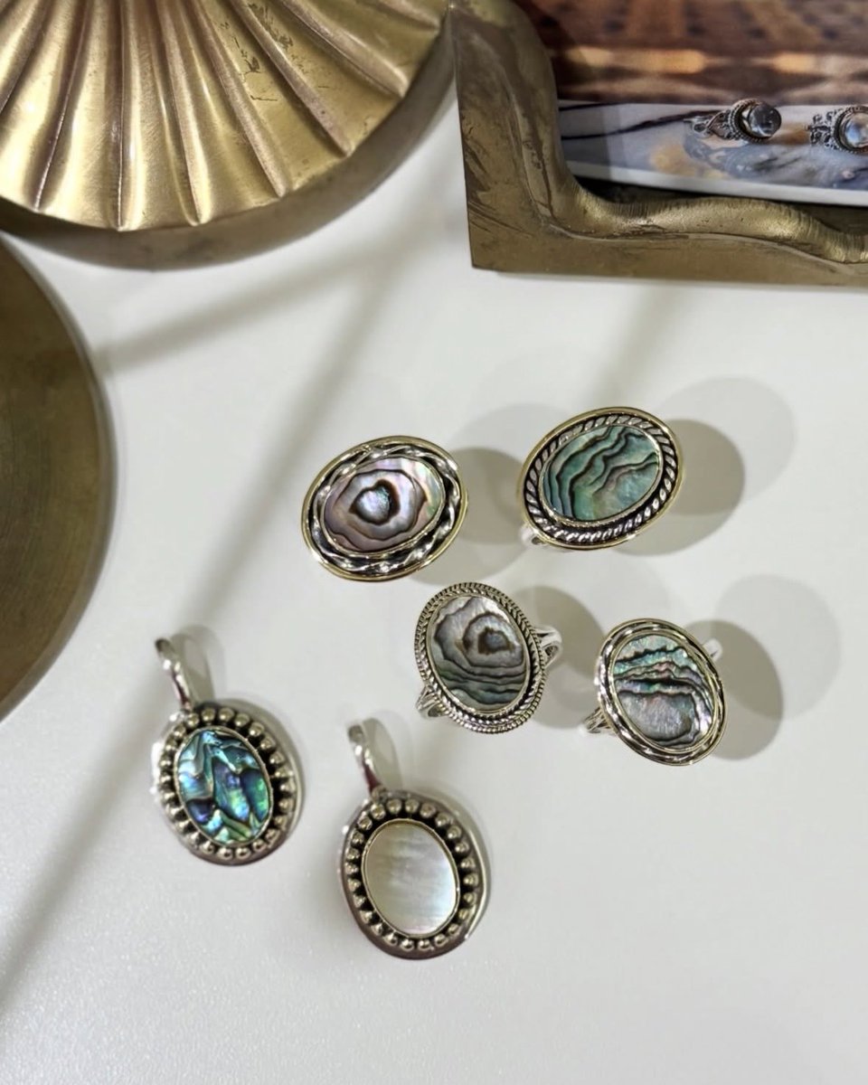 2.28(Sat.) New in✨ ⁡ 光輝く天然石、アバロンシェル&シェル リングと