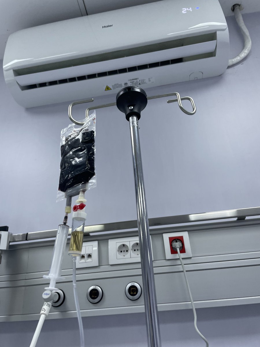 Человек с магическим ударом ноги tweet media