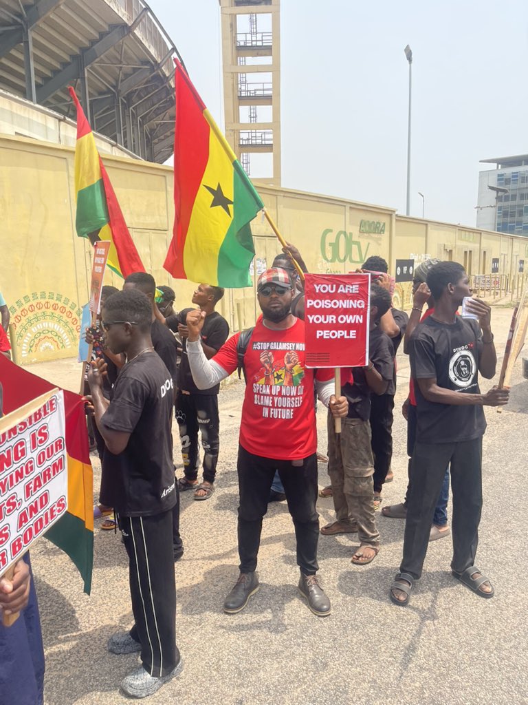niilexis's tweet photo. “We’ve protested on so many issues but this Galamsey issue, it’s a proper national emergency. The effects are so severe, when it starts happening, nobody will be safe. Heavy metal poisoning is nothing to joke about and that’s where we’re headed.

#StopGalamseyNow https://t.co/9LSKXsn2Xz