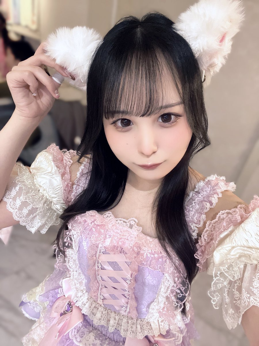 meno_chu's tweet photo. 衣装の関係で本日限りの新衣装です😽🩷
激レアなので遠隔・取り置き必須かも .ᐟ.ᐟ https://t.co/F0AKi66Zm1
