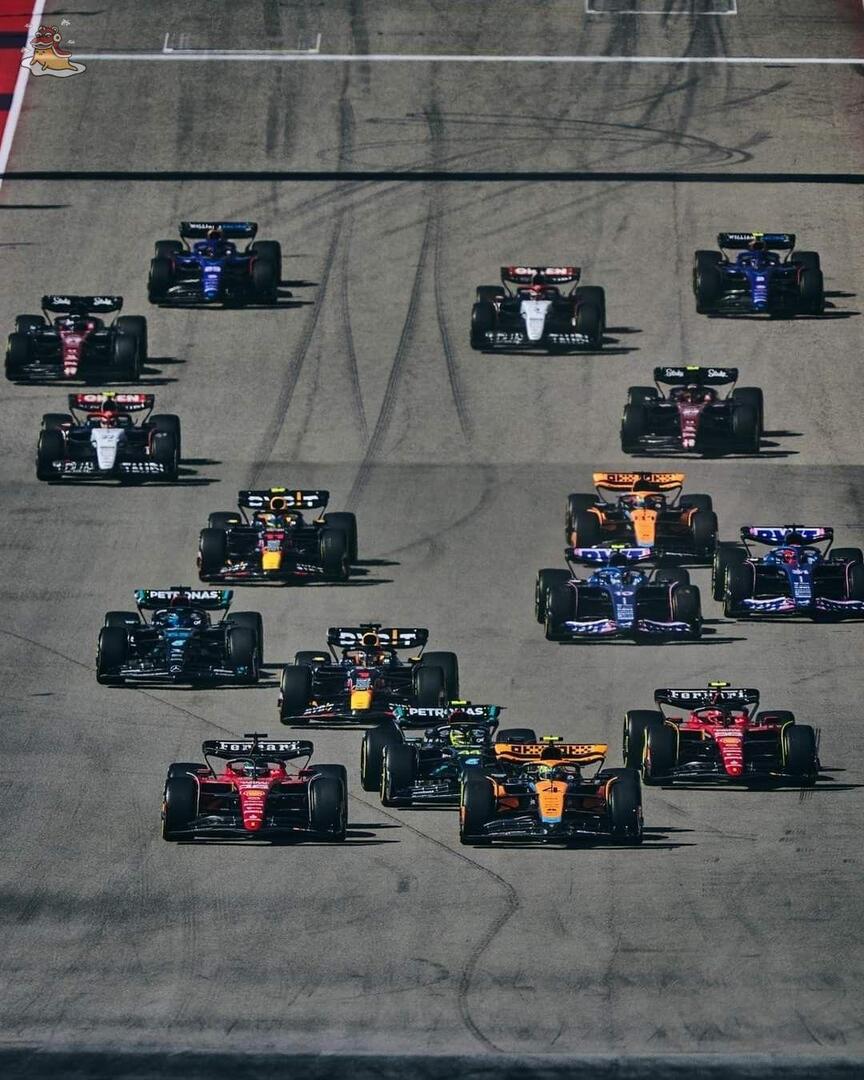 SOC-IE 💛 ˚☽˚.⋆ tweet media