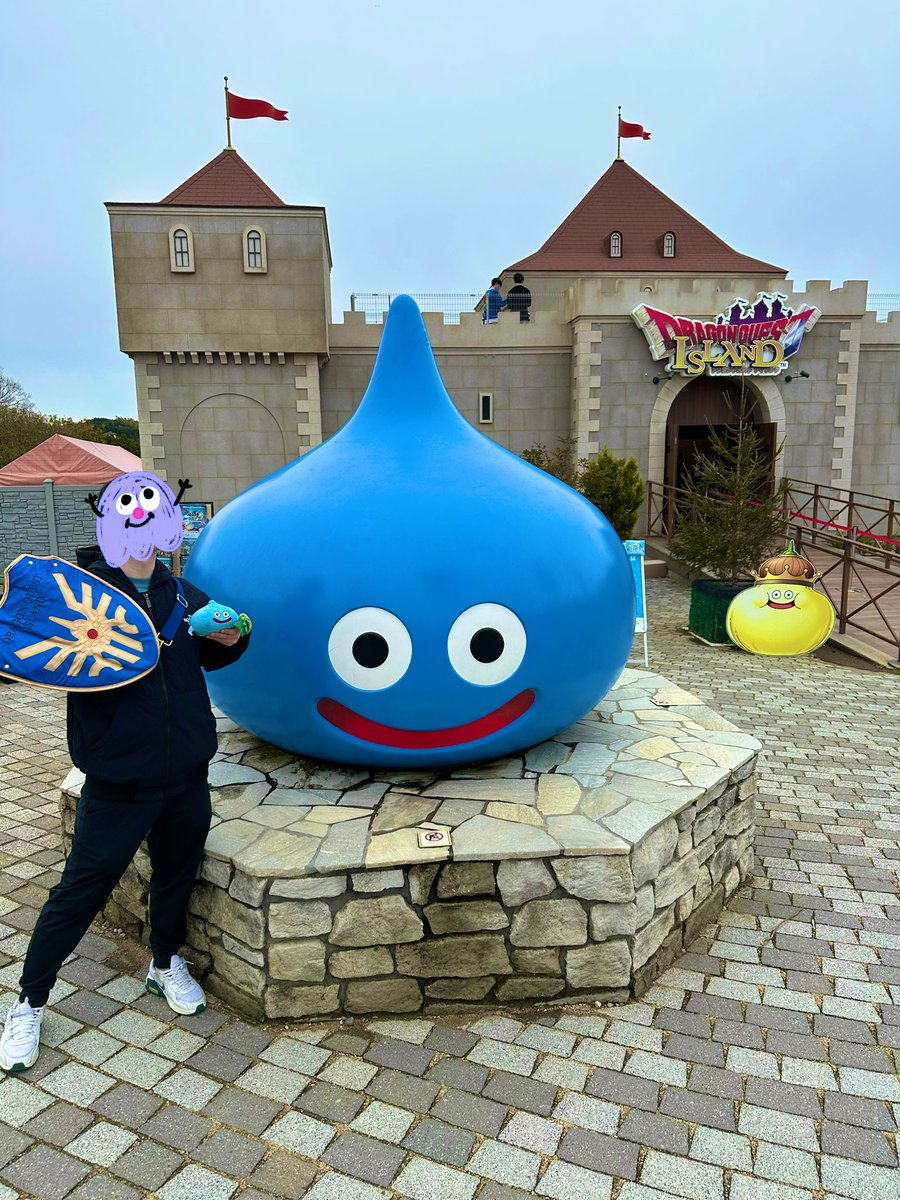 nor_offline's tweet photo. 妻がお誕生日でドラクエアイランド連れてきてくれた🎉 https://t.co/5h1ynDWQQ7