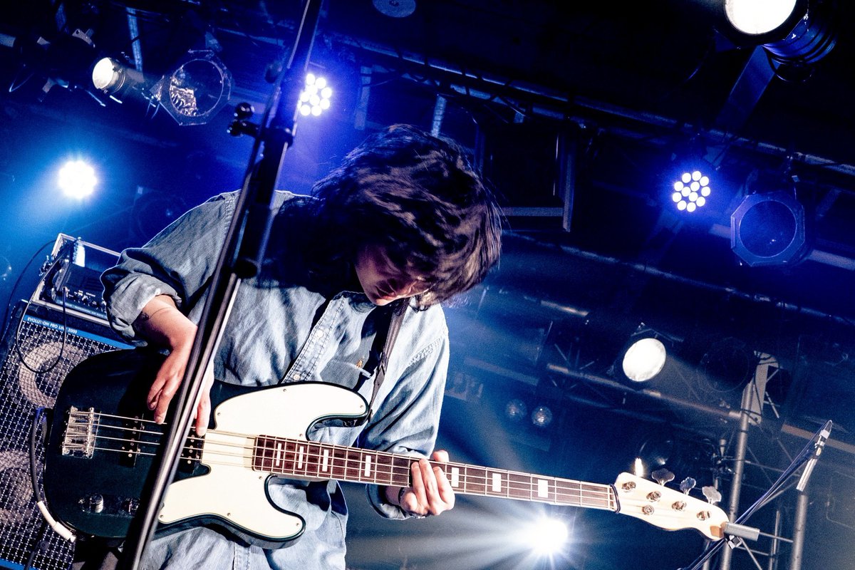 ASADLION_japan's tweet photo. 【LIVE PHOTO📸】
昨夜はESPの卒業制作に出演させていただきました！
大切な日を任せてくれてありがとう🔥

2026.2.26
ESPエンタテインメント東京

1.ガムシャラ
2.会いたい
3.此の場所
4.幸せの在処
https://t.co/tGJNH4VIpmが終わる夜に
6.美しい日
7.こころ
8.愛してんぜ

Photo by @su_su_yls https://t.co/4ZZQlmmItE