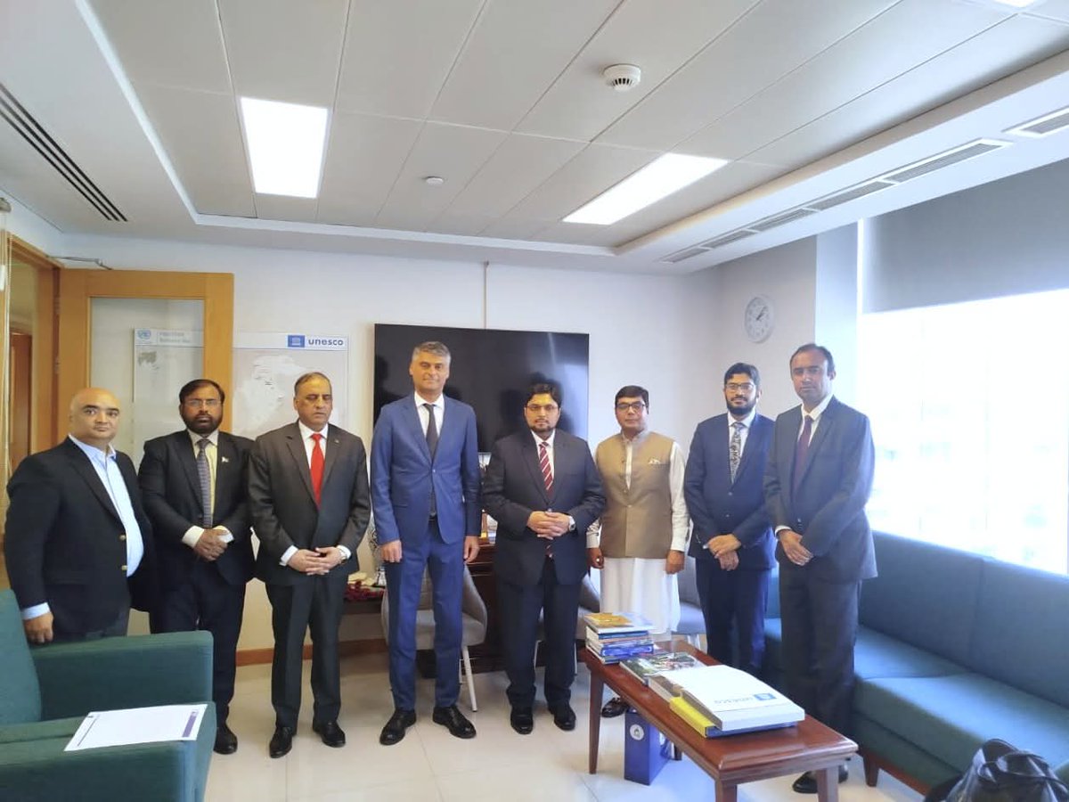 The UNESCO Country Representative in Pakistan, Mr. Fuad Pashayev, warmly welcomed the delegation from Minhaj University Lahore led by Prof. Dr. Hussain Mohi-ud-Din Qadri, Deputy Chairman of the University.

The Country Representative congratulated Prof. Dr. Hussain Mohi-ud-Din