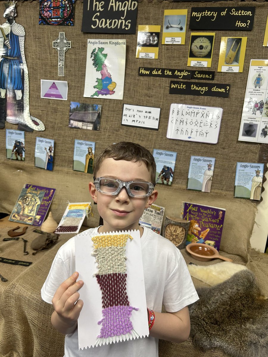 tankersleyspy3's tweet photo. We really enjoyed learning how to weave in our art lessons. https://t.co/16CqqSWagH
