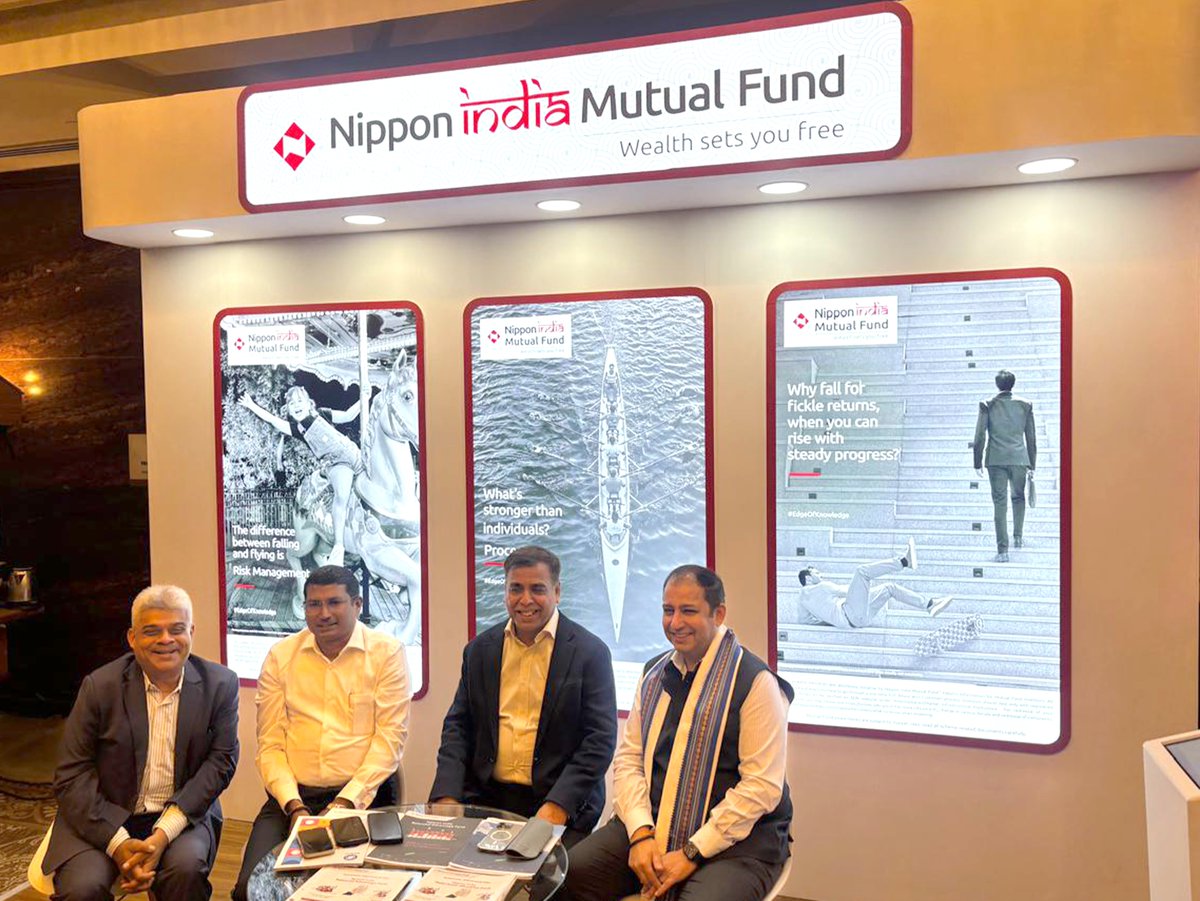 NipponIndiaMF's tweet photo. Mr. Manoj Kumar, Executive Director at the Securities and Exchange Board of India (SEBI), visited the Nippon India Mutual Fund stall at #MFDGalaxy.
We showcased our Risk Management Framework, anchored on three pillars - robust processes, disciplined risk management, and focus on long-term returns.
@sundeepsikka, Manoj Kumar, Saugata Chatterjee,
@KaiyomurzDaver, Anamika Mattey