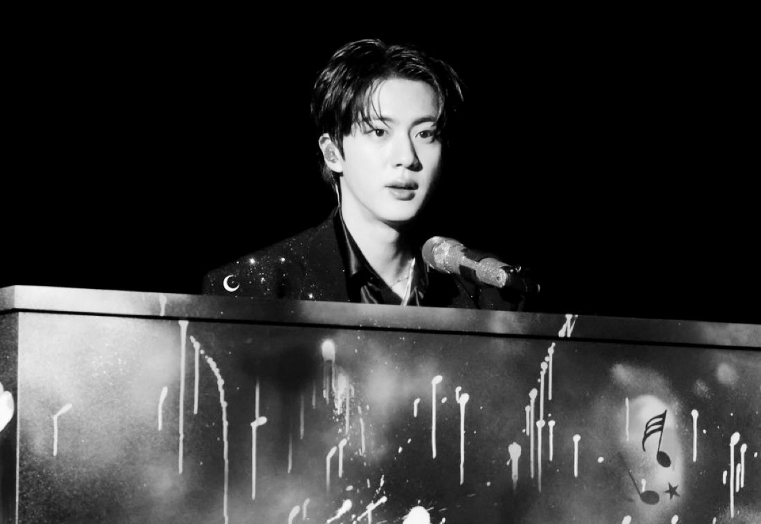 seokjin.bw ⁷ 🐹👨‍🚀ECHO ERA (@btsjin_bw) on Twitter photo 